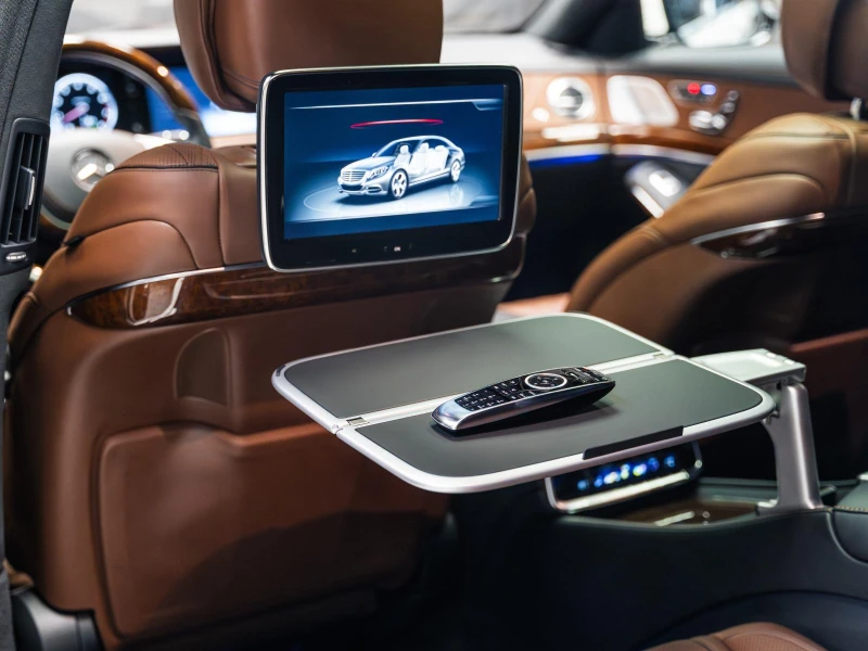 Mercedes-Benz S 500 Burmester* 4MATIC* Обдухване* Pano* 360* 3Х ТV* Lo, снимка 17 - Автомобили и джипове - 52551631