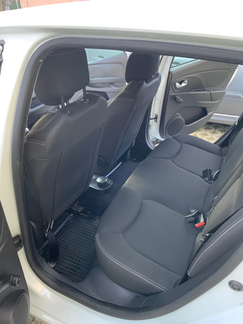 Renault Clio, снимка 10 - Автомобили и джипове - 53113683