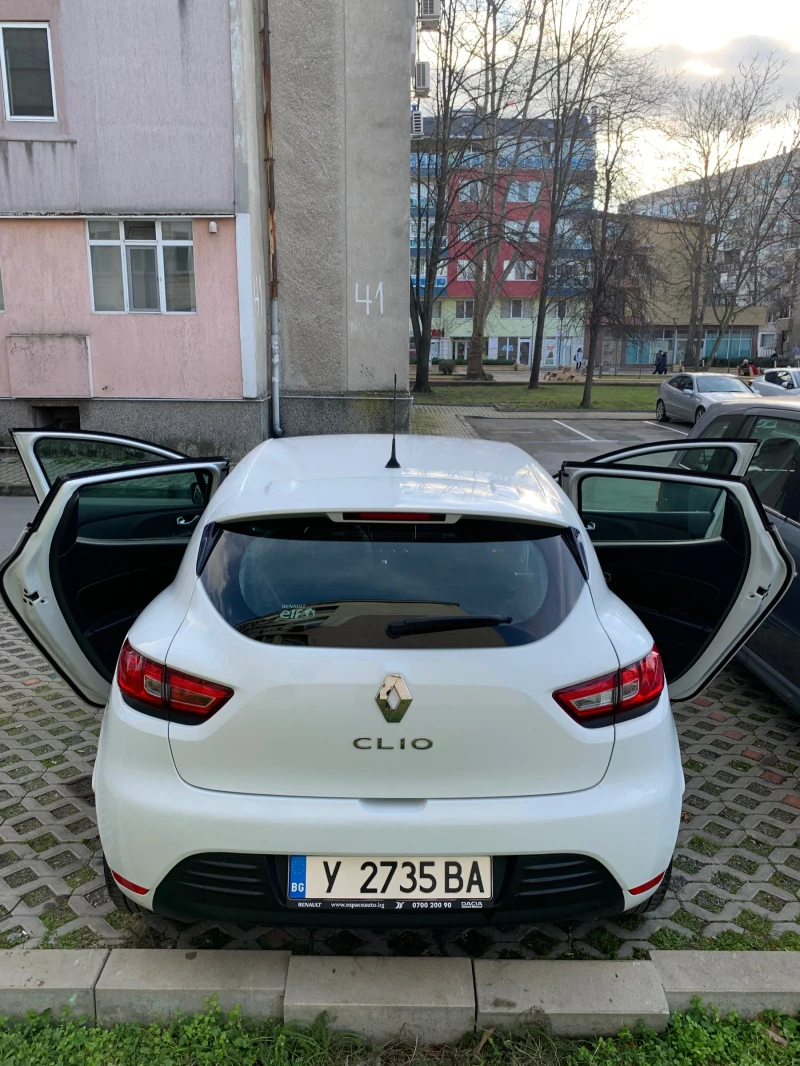Renault Clio, снимка 3 - Автомобили и джипове - 53113683