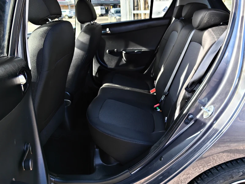 Hyundai I20 1.2!!ШВЕЙЦАРИЯ!!УНИКАТ!!ТОП СЪСТОЯНИЕ!!, снимка 10 - Автомобили и джипове - 53266476