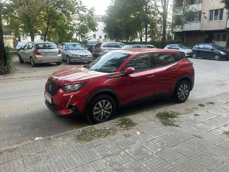 Peugeot 2008 1.2 Allure, снимка 4 - Автомобили и джипове - 53391529