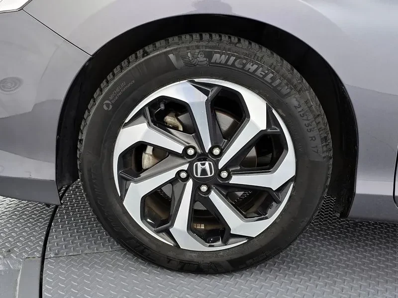 Honda Accord 2.4, снимка 5 - Автомобили и джипове - 55558140