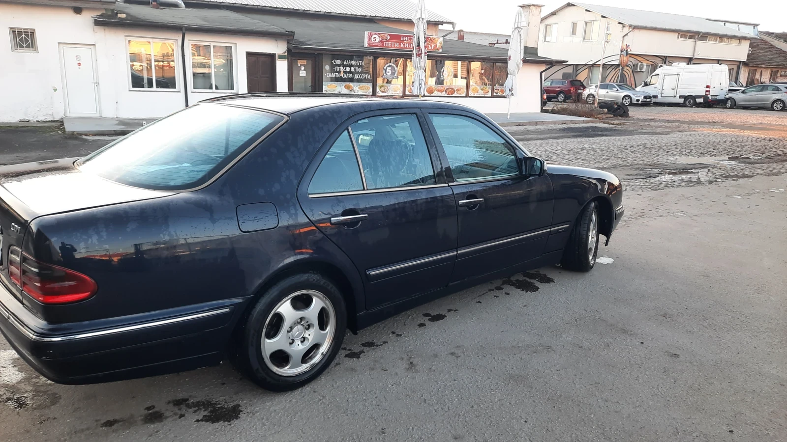 Mercedes-Benz E 220 CDI авангард - изображение 3