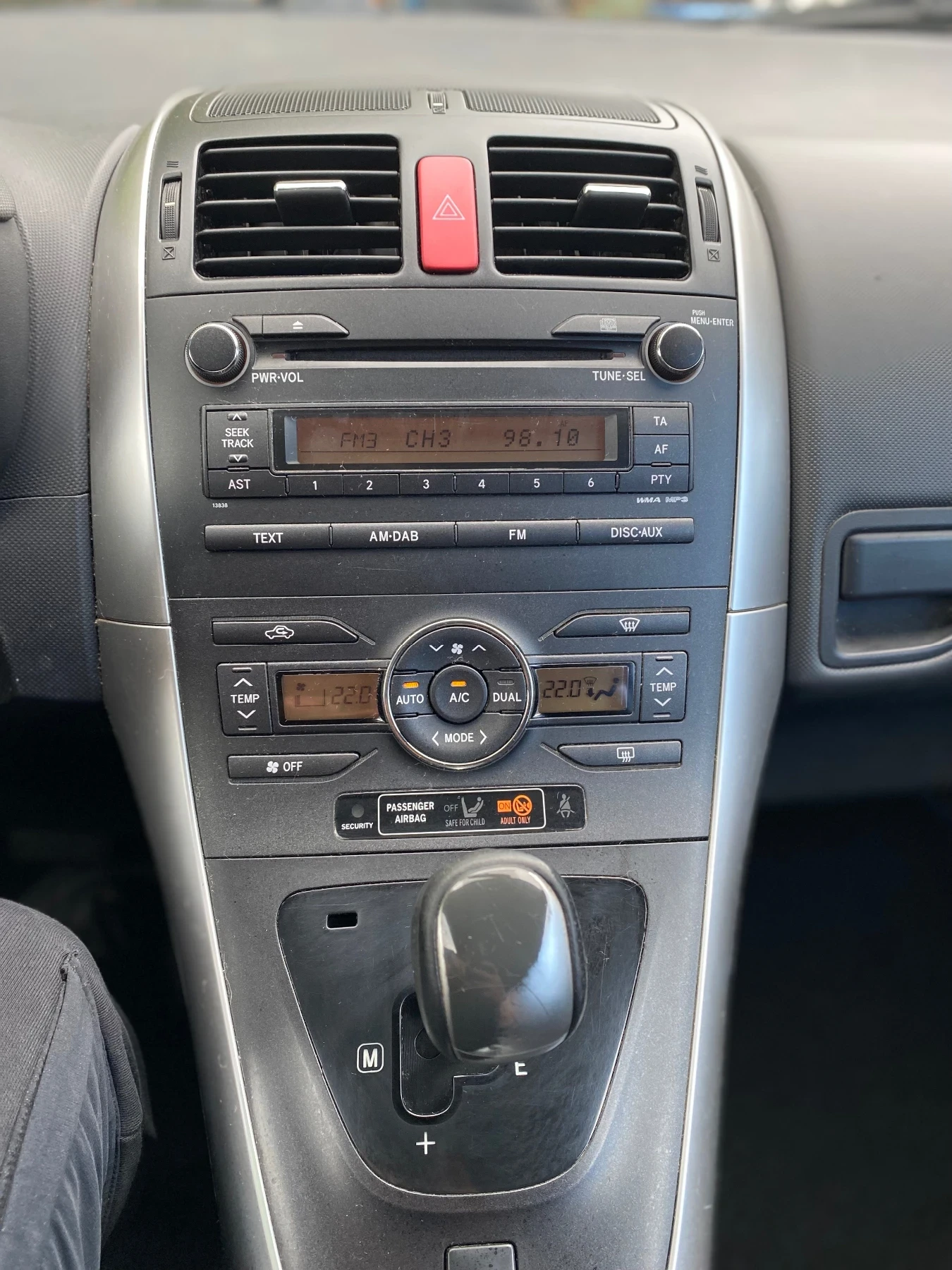 Toyota Auris 1.6 VVTI * АВТОМАТИК*  | Mobile.bg — изображение 10