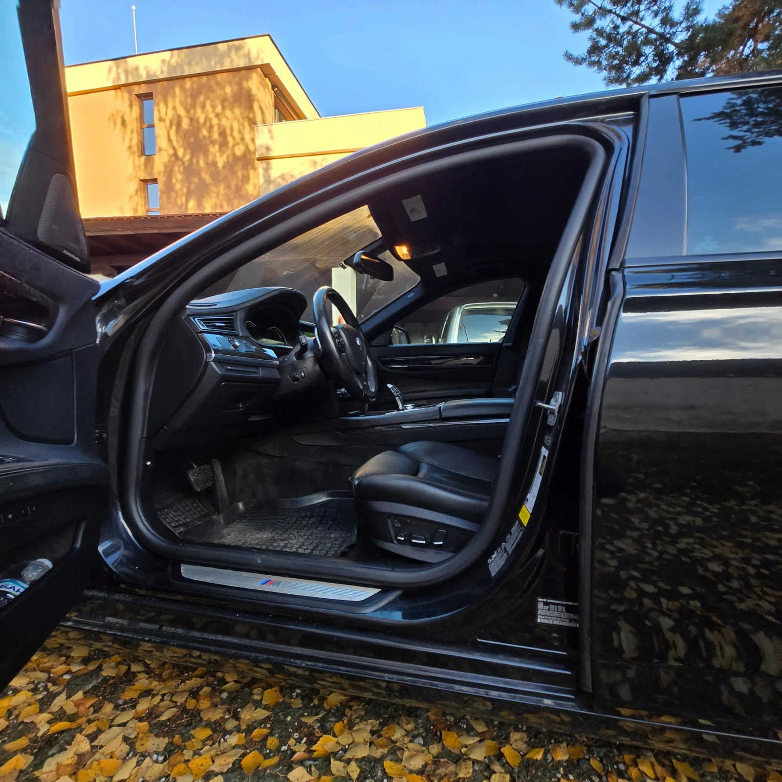 BMW 740 Li-X-drive НОВ-ВНОС-РЕАЛНИ КМ. БАРТЕР сребро/злато, снимка 10 - Автомобили и джипове - 53089390