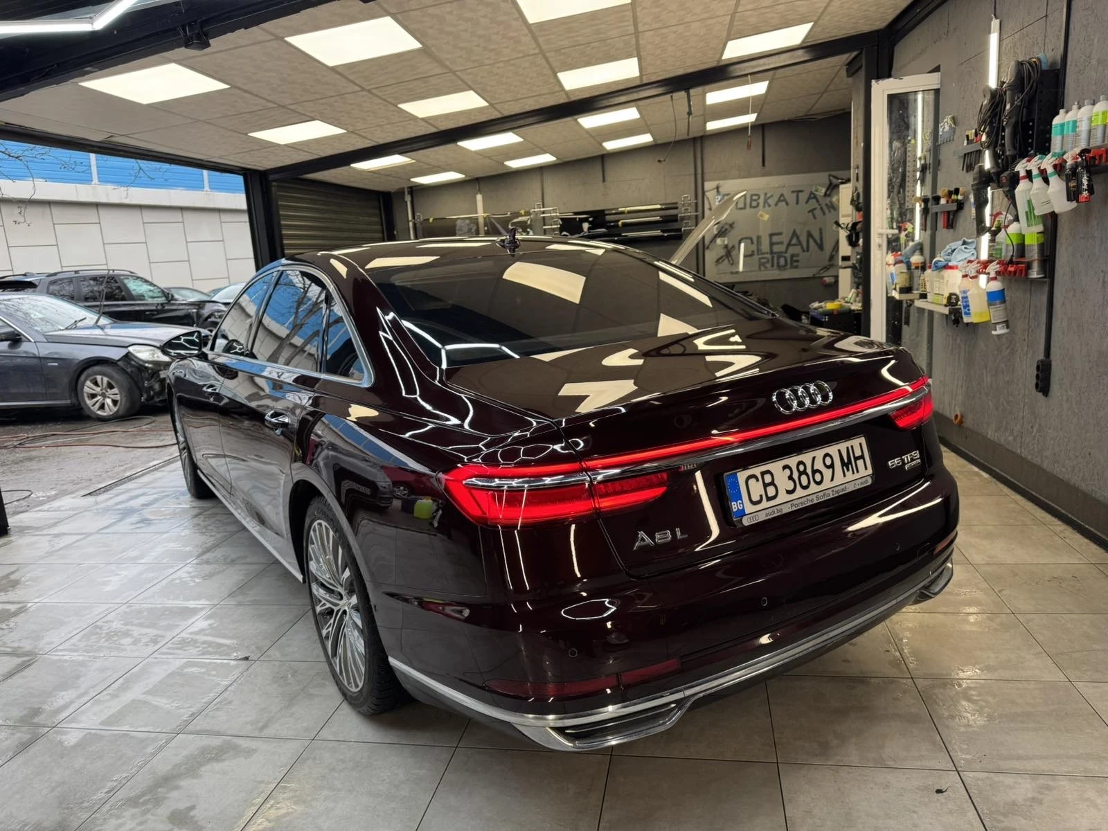 Audi A8 55 TFSI LONG - изображение 4