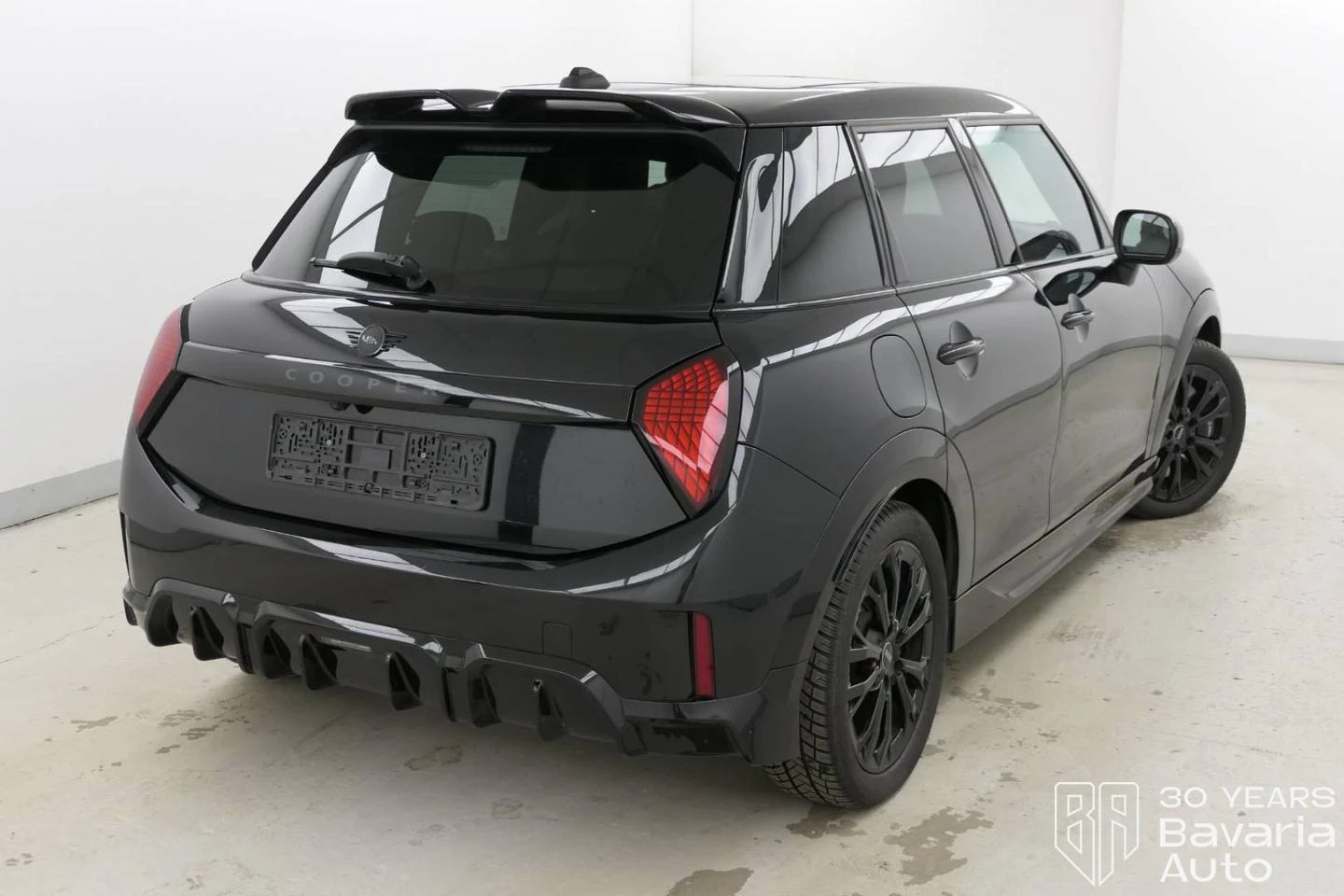 Mini Cooper C 1, 5 Steptronic John Cooper Works Trim - изображение 3