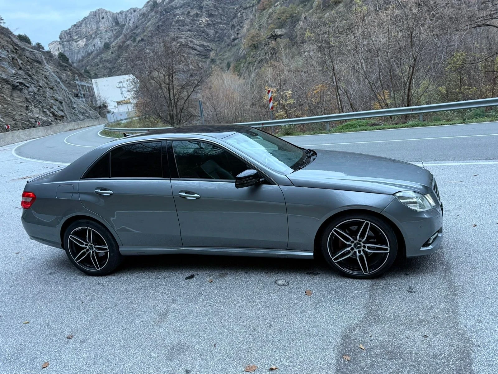 Mercedes-Benz E 350 Mercedes-Benz E 350 CDI   2010   AMG пакет  - изображение 3