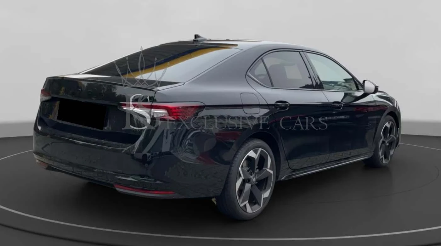 Skoda Superb 2.0 TDI* 4X4* SPORTLINE* HUD* CARBON* OБДУХВАНЕ*  - изображение 4