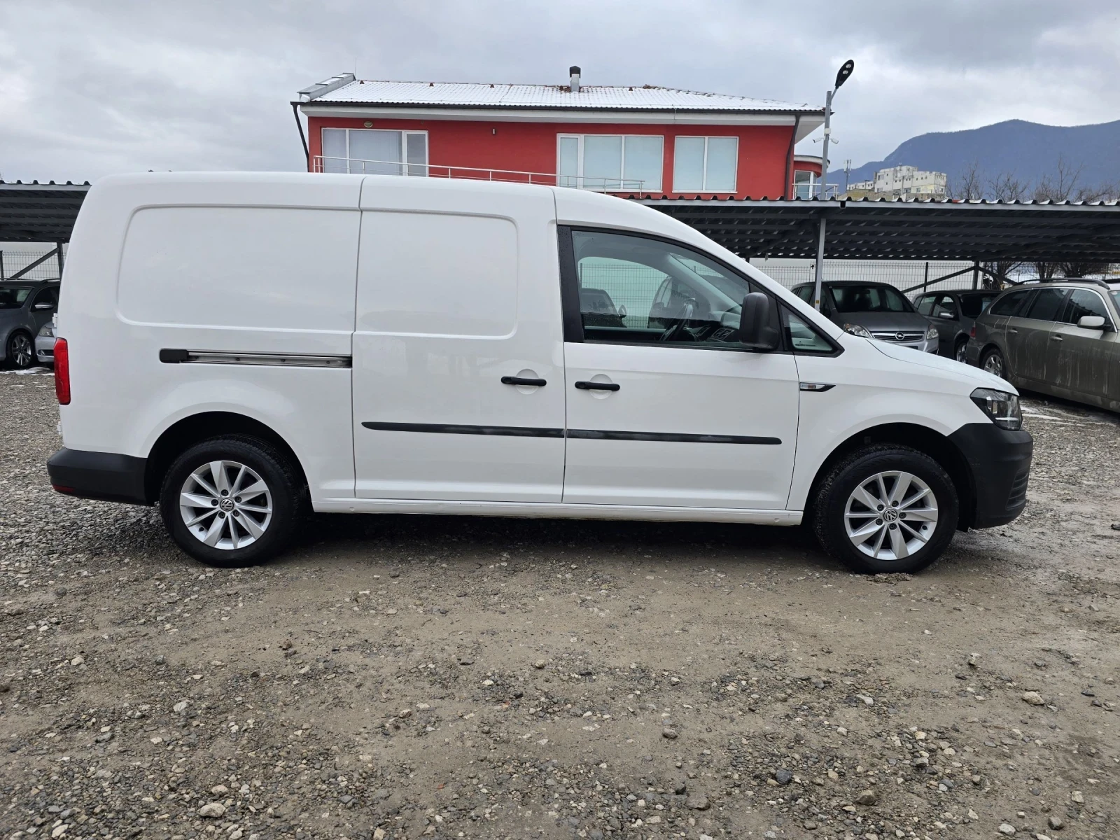 VW Caddy 2.0TDI MAXI EURO6 | Mobile.bg � ����������� 6