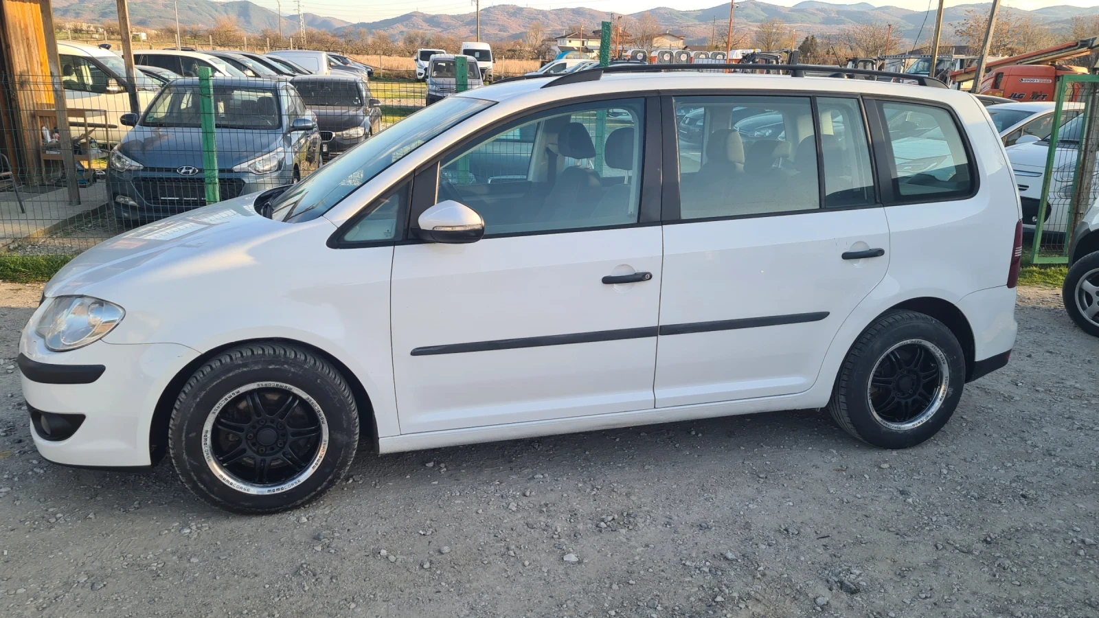 VW Touran 1.9tdi evro 4, снимка 2 - Автомобили и джипове - 53816048