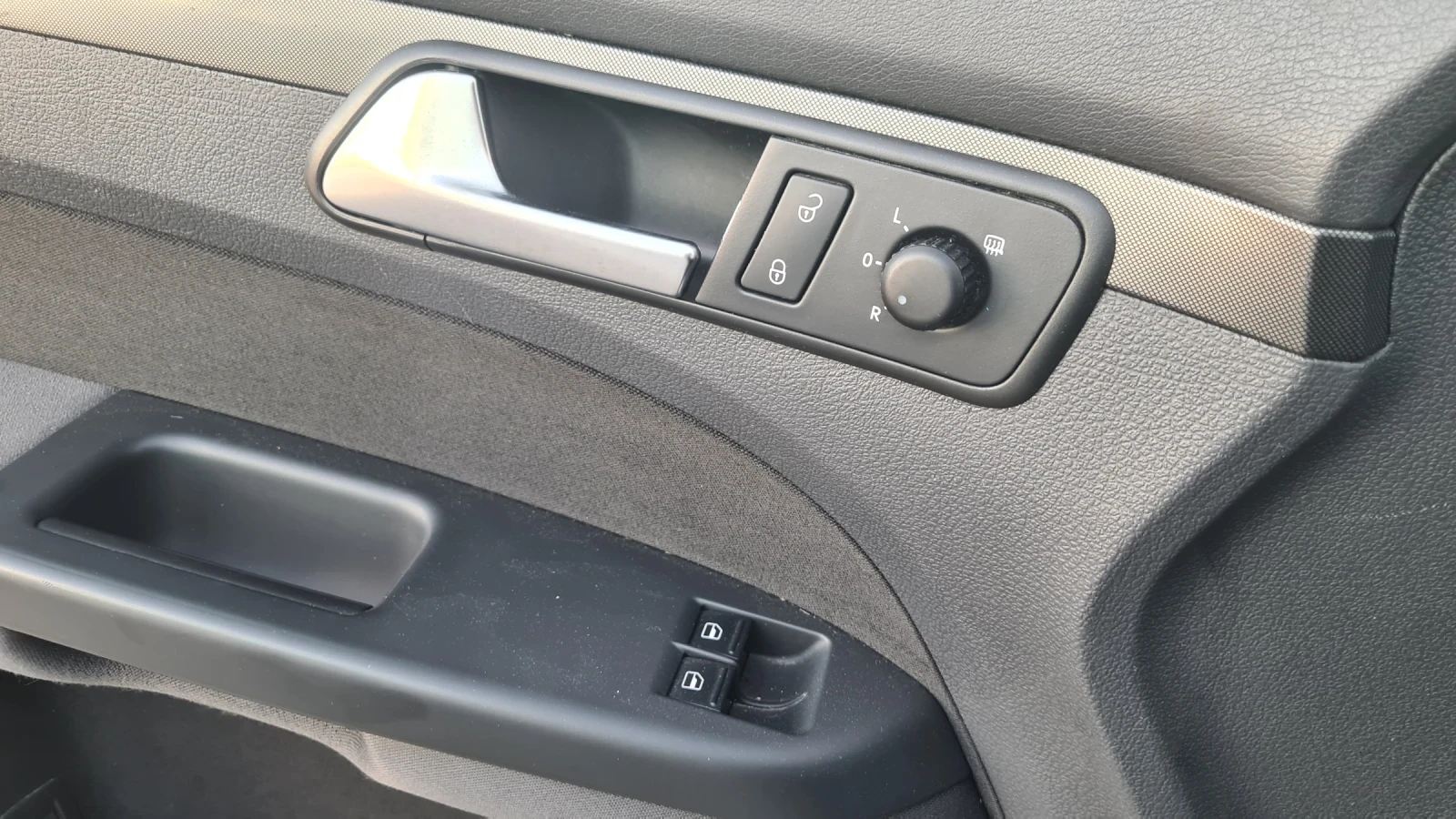 VW Touran 1.9tdi evro 4, снимка 14 - Автомобили и джипове - 53816048