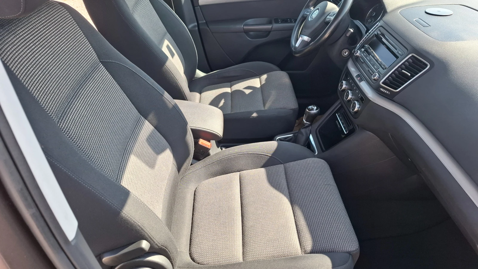 VW Sharan 2.0 TDI 4motion , снимка 9 - Автомобили и джипове - 53828513