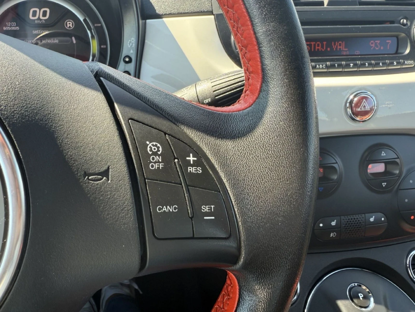 Fiat 500 Elektric.23Kwh.83kw, снимка 16 - Автомобили и джипове - 53832904