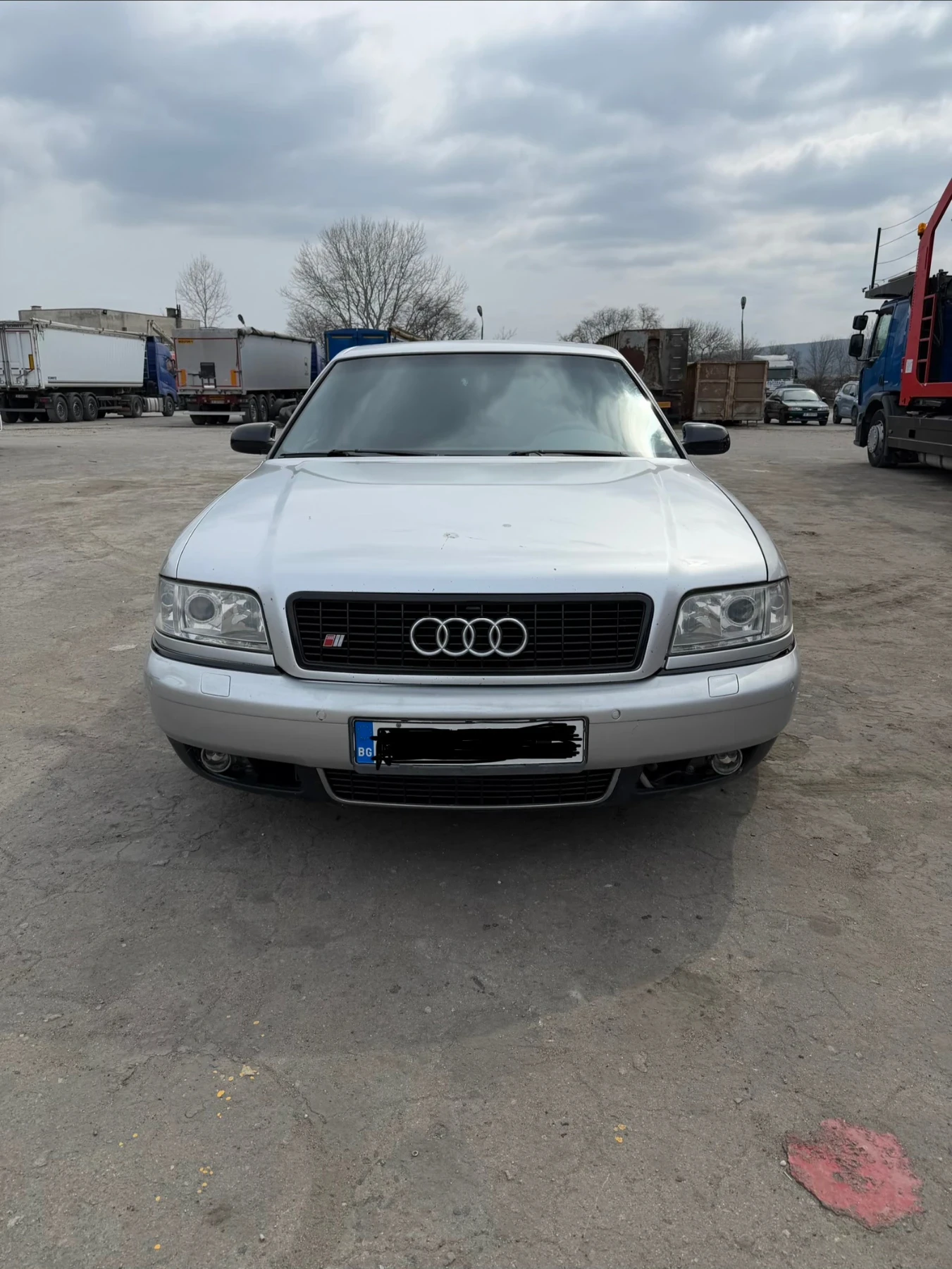 Audi S8 4.2