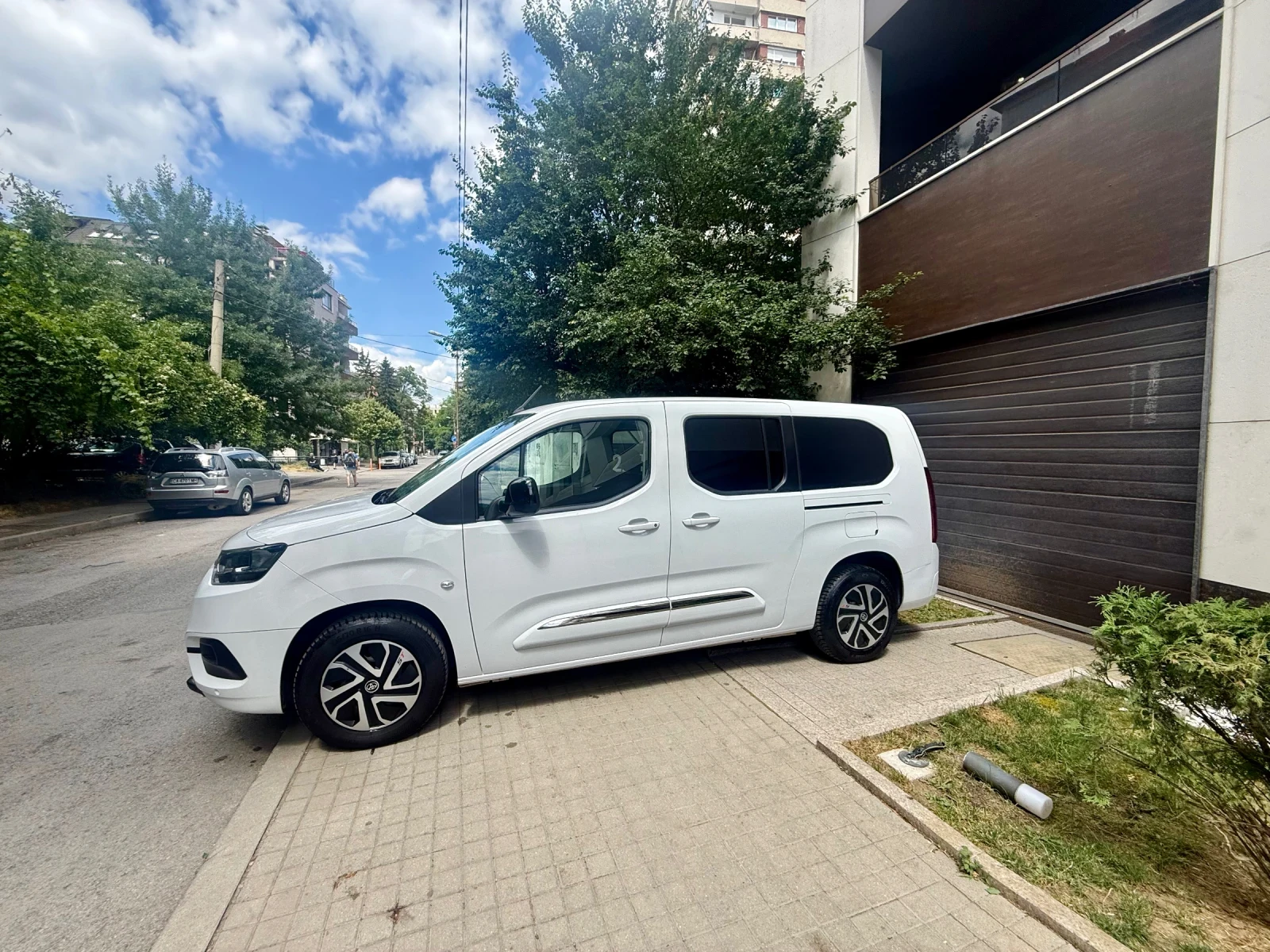 Toyota Verso Автомат/Макси/Чисто Нова-Гаранционна, снимка 7 - Автомобили и джипове - 55163147