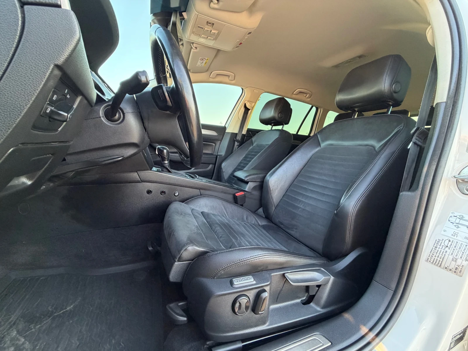 VW Passat 2.0TDI , снимка 5 - Автомобили и джипове - 55215840