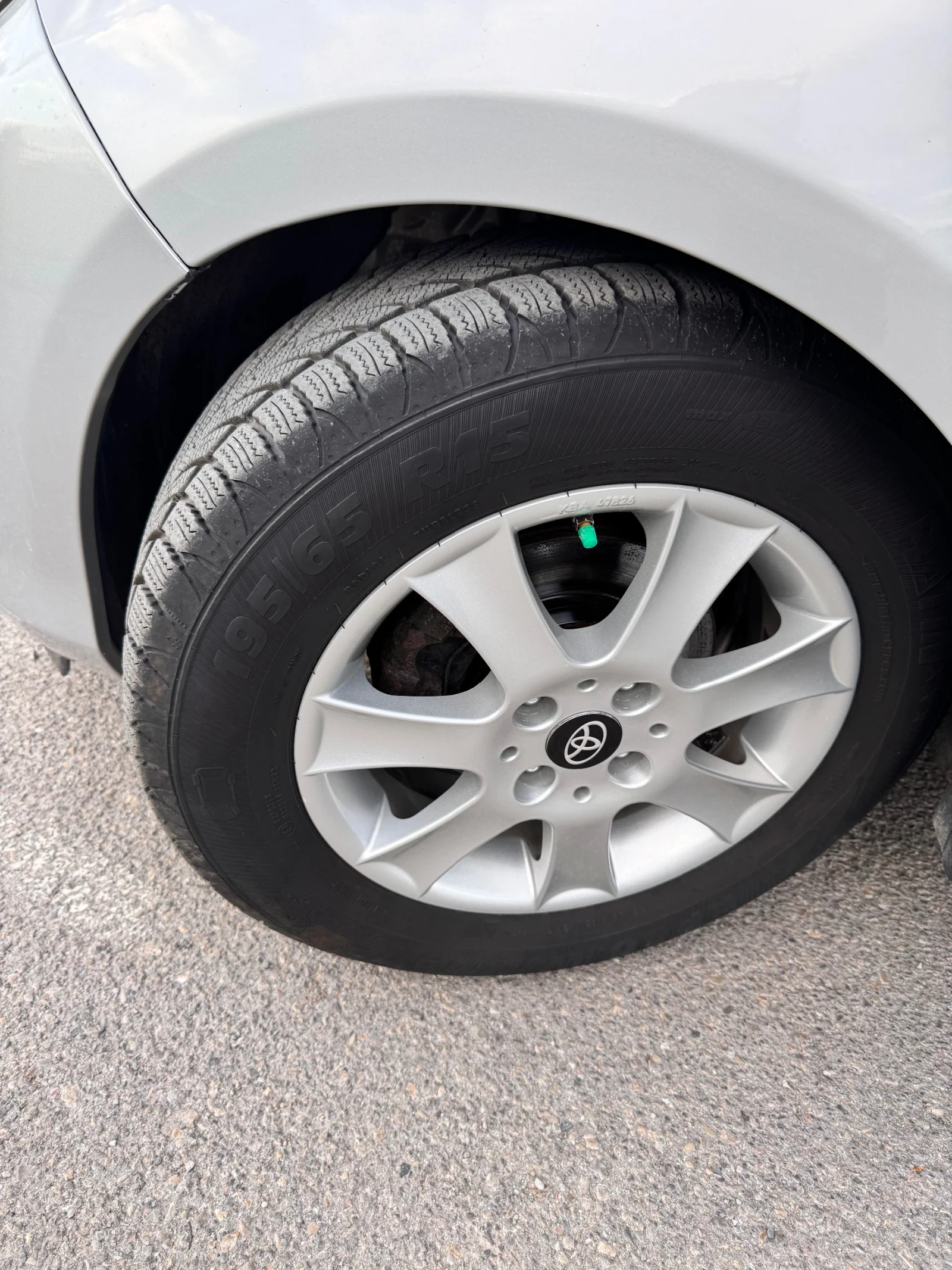 Toyota Yaris  1.4 D-4D, снимка 9 - Автомобили и джипове - 55285532