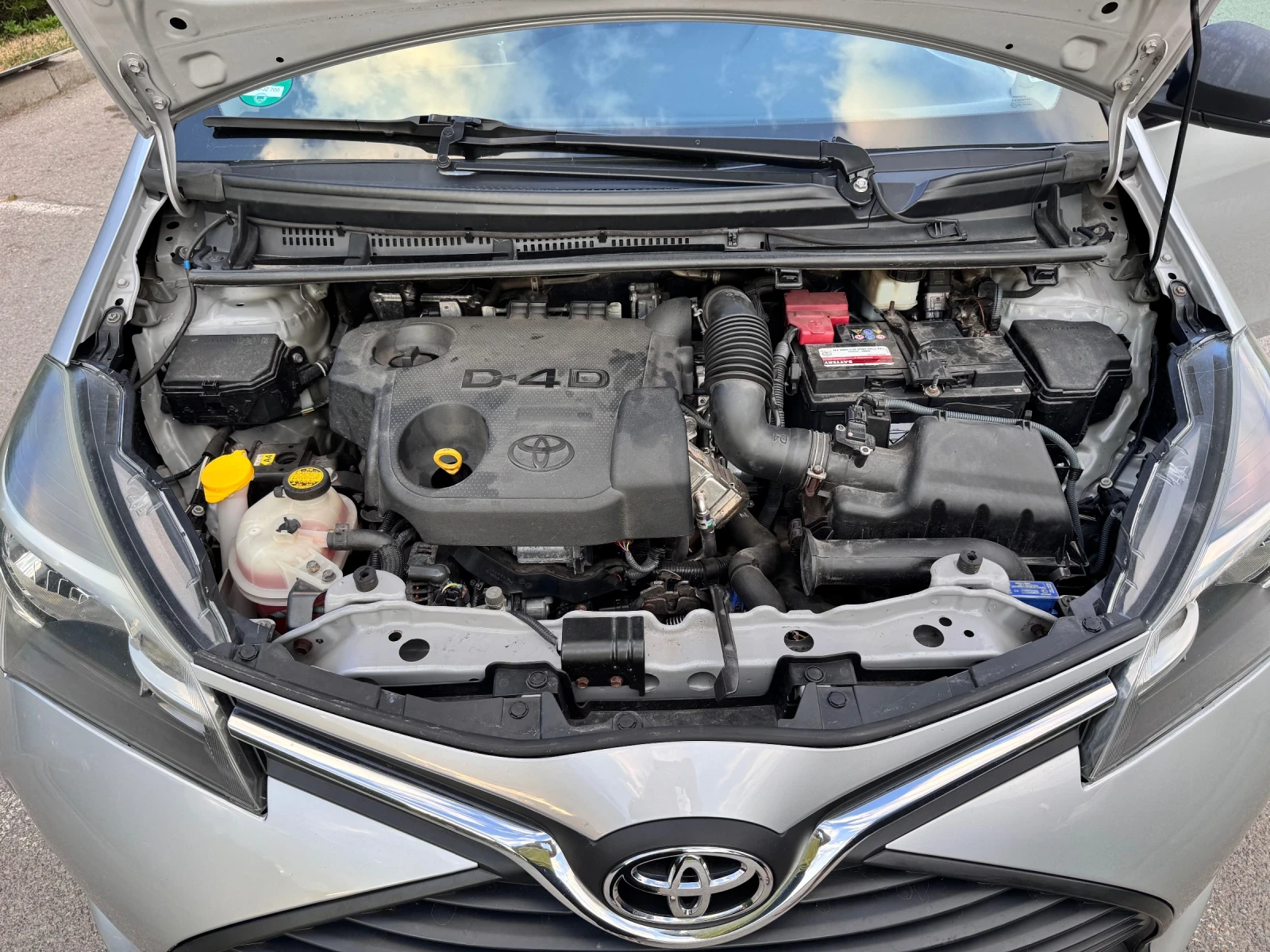 Toyota Yaris  1.4 D-4D, снимка 8 - Автомобили и джипове - 55285532