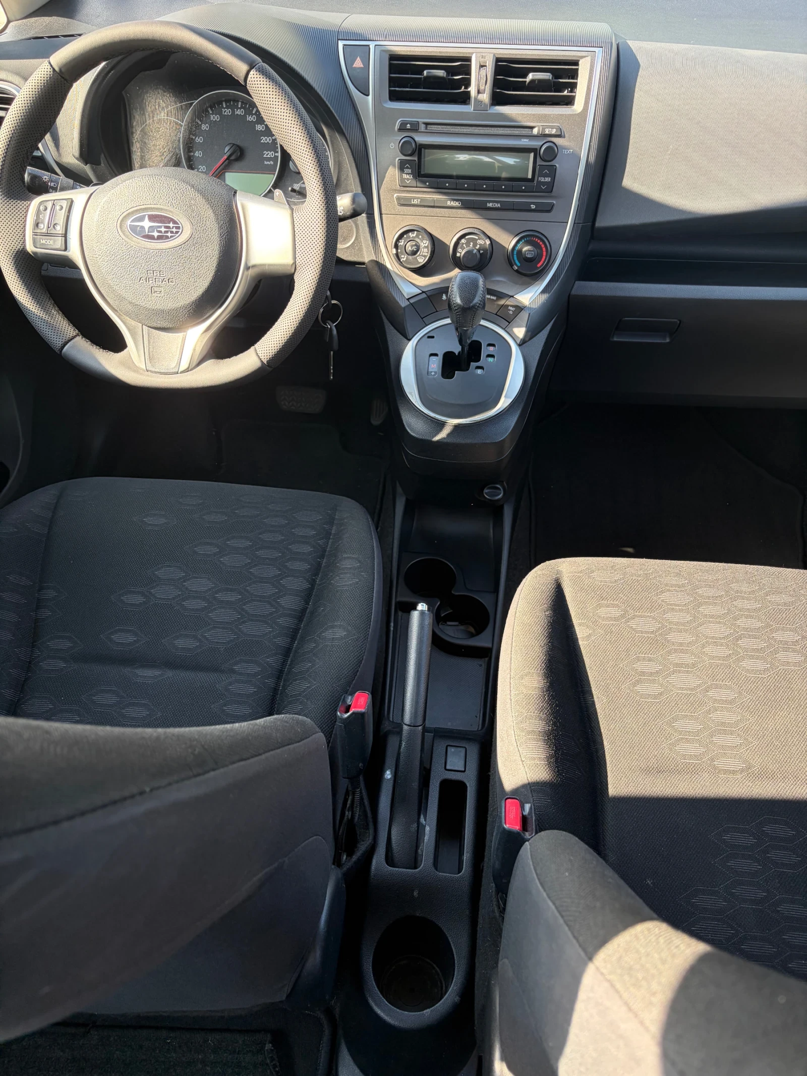 Subaru Trezia 1.4, снимка 15 - Автомобили и джипове - 55396646