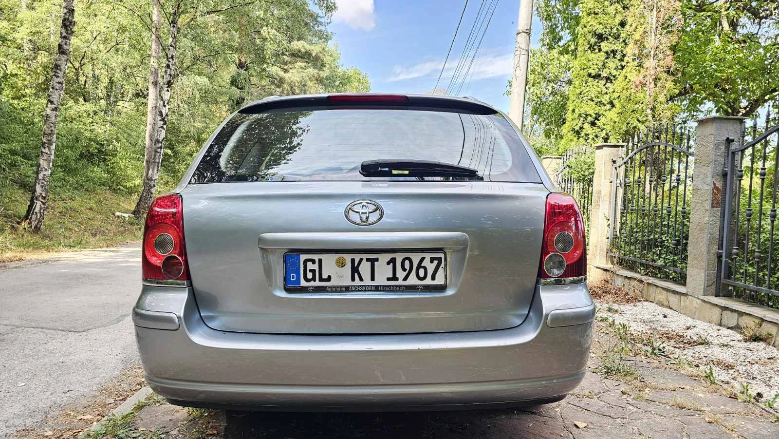 Toyota Avensis 1.8, снимка 5 - Автомобили и джипове - 55937724