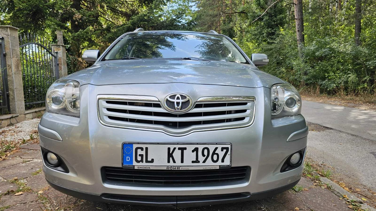 Toyota Avensis 1.8, снимка 10 - Автомобили и джипове - 55937724