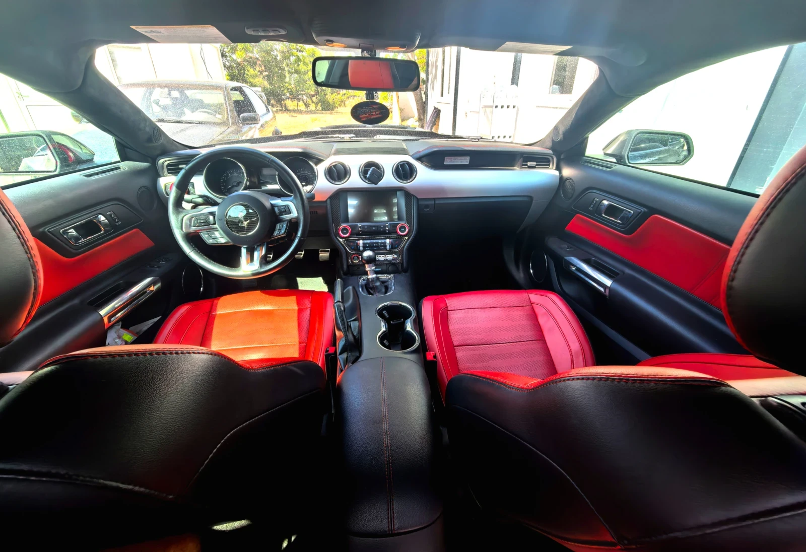 Ford Mustang, снимка 17 - Автомобили и джипове - 56058337