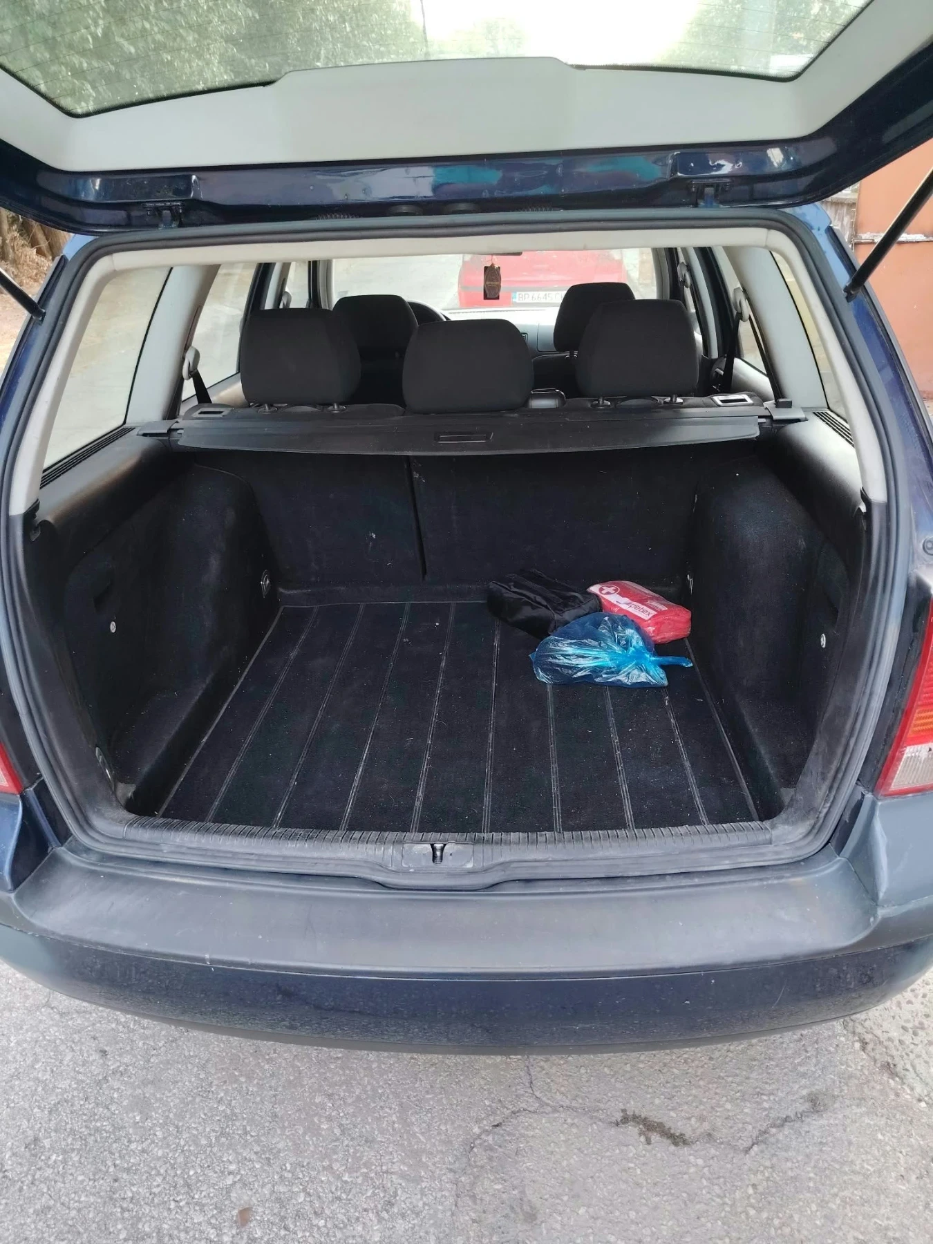 VW Golf 1.9, снимка 7 - Автомобили и джипове - 56239063
