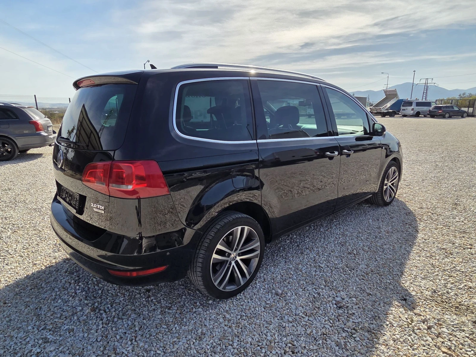 VW Sharan R line DSG, снимка 4 - Автомобили и джипове - 56413011