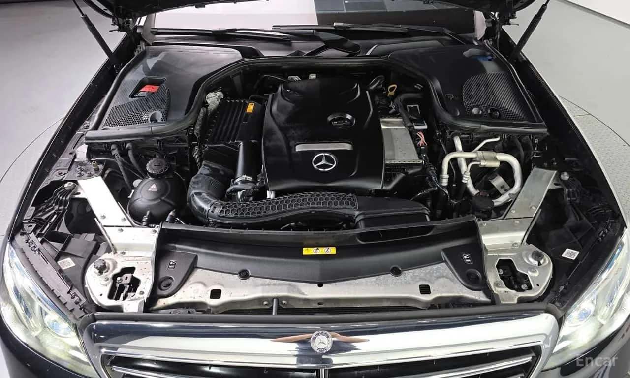 Mercedes-Benz E 300 * Exclusive * ������ ���� �� �������� | Mobile.bg � ����������� 6