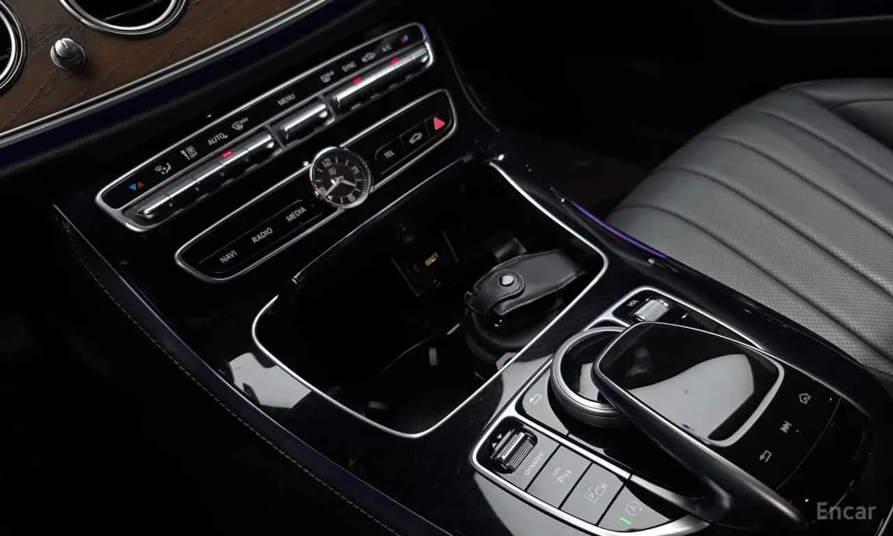 Mercedes-Benz E 300 * E300 4MATIC Exclusive *  | Mobile.bg � ����������� 17