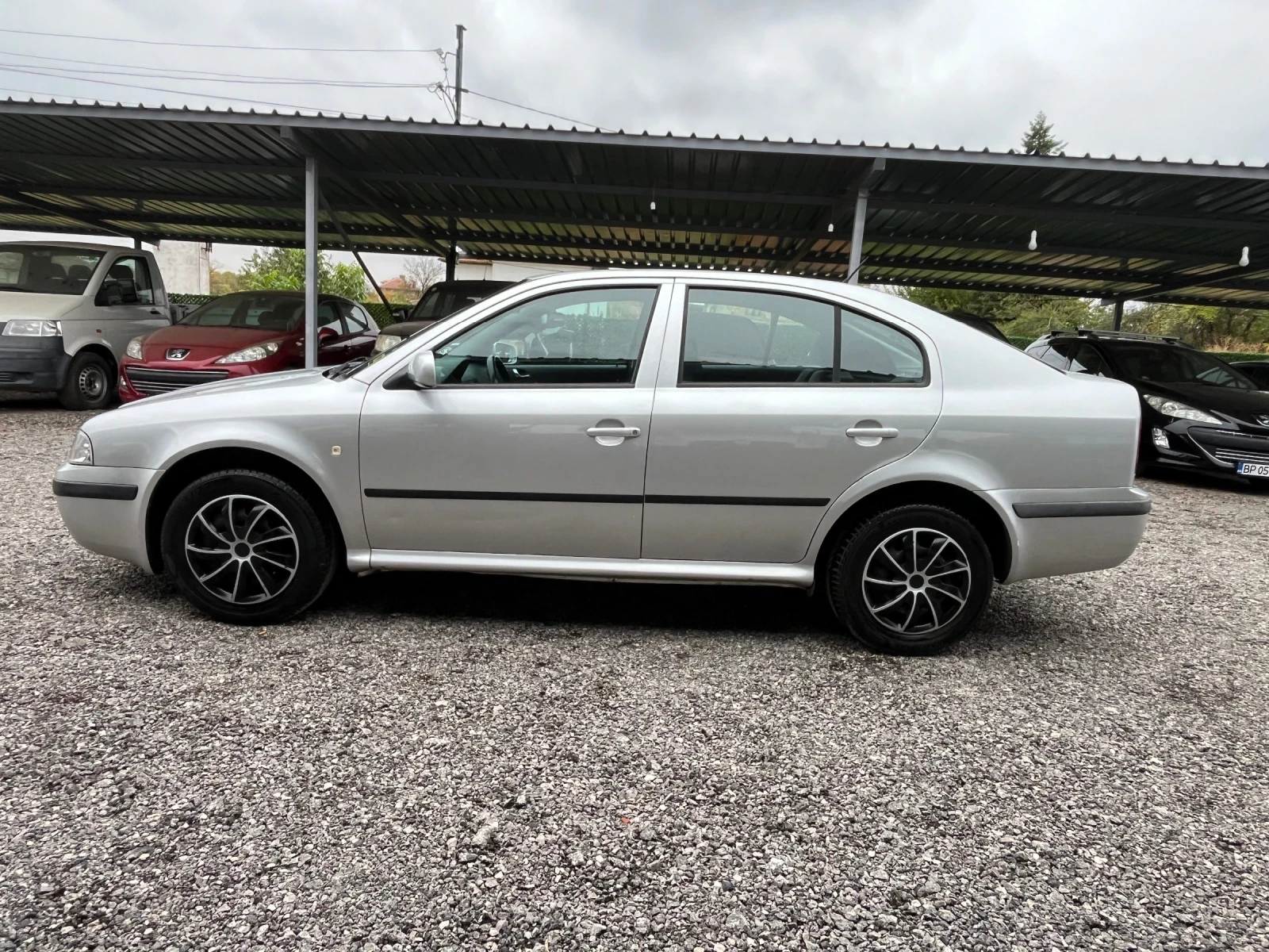 Skoda Octavia 1.9TDI 90кс, снимка 5 - Автомобили и джипове - 56726818