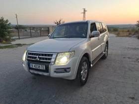 Mitsubishi Pajero 3.8 benzin Gold, снимка 1