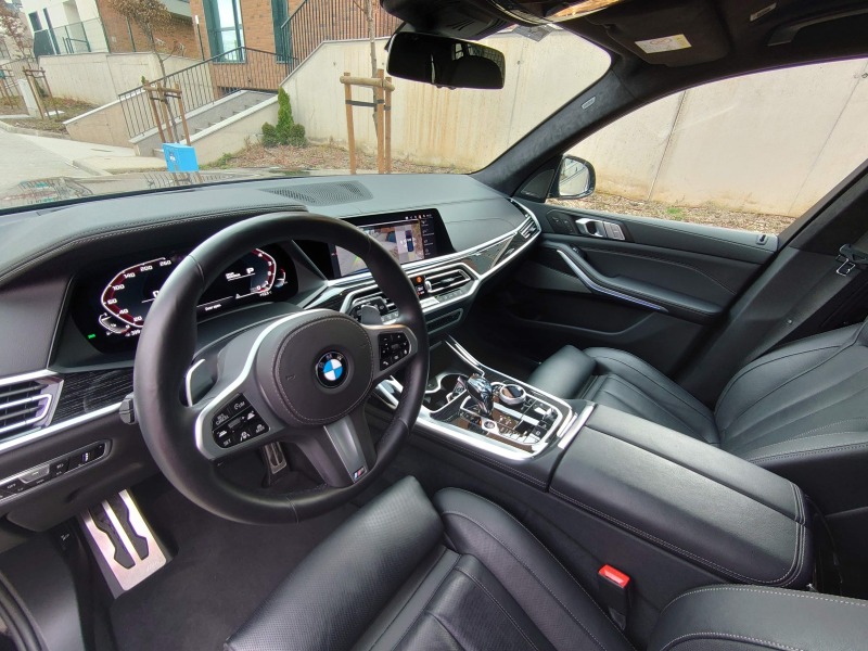 BMW X7 M50i, снимка 8 - Автомобили и джипове - 45981394