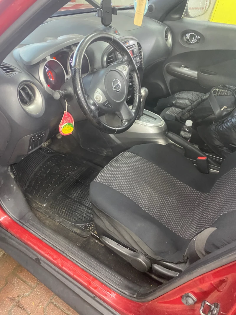 Nissan Juke, снимка 8 - Автомобили и джипове - 52381805