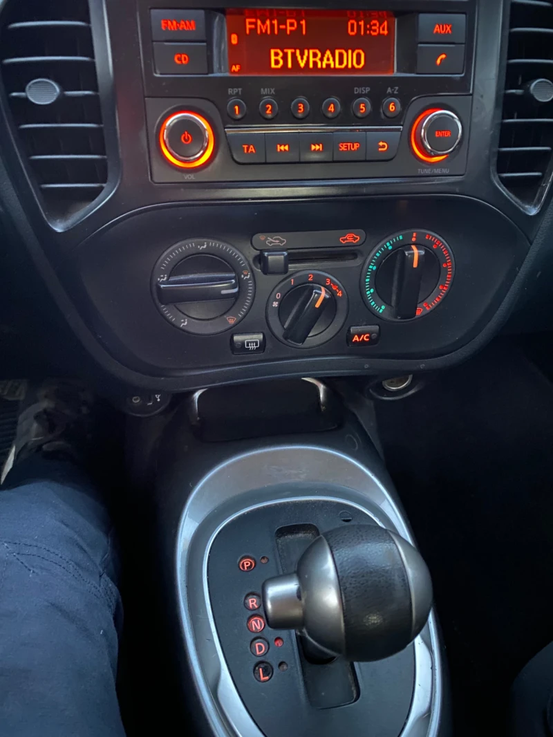 Nissan Juke, снимка 6 - Автомобили и джипове - 52381805