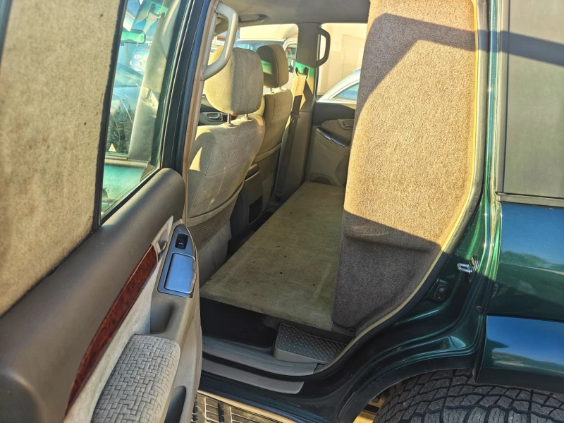 Toyota Land cruiser, снимка 7 - Автомобили и джипове - 52820923