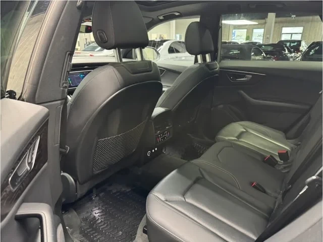 Audi Q8 PROGRESSIV 55 TFSI* ПАНО* KEYLESS* QUATRO*  - изображение 8