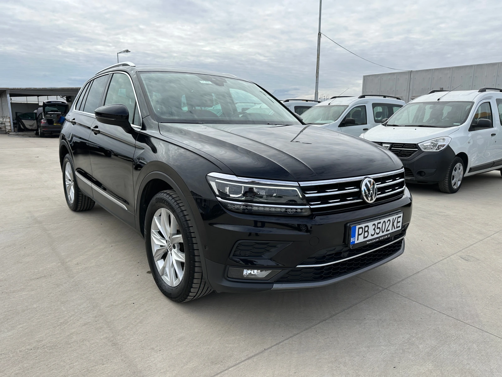 VW Tiguan В-Гаранция 2.0TDI /А/Т/ 4х4/ - изображение 7