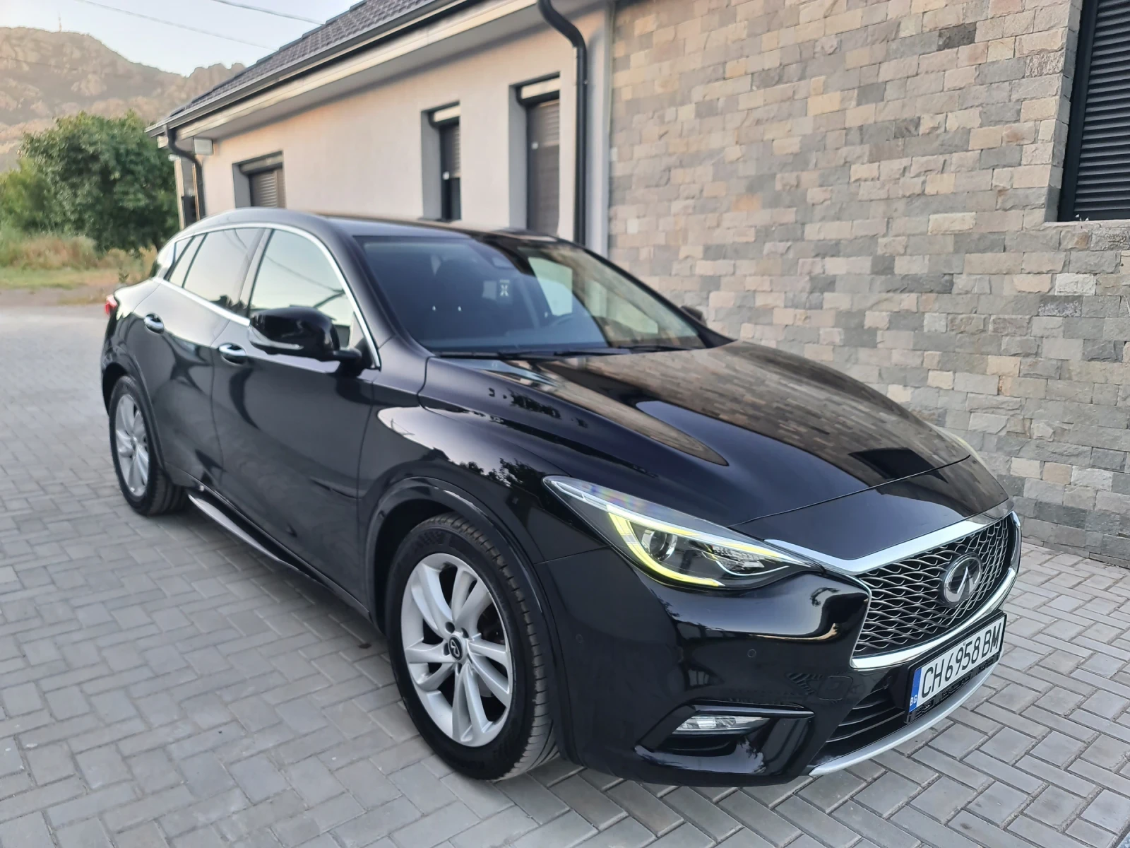 Infiniti Q30 INFINITI Q30 1.5 DCI Automatik  - изображение 3