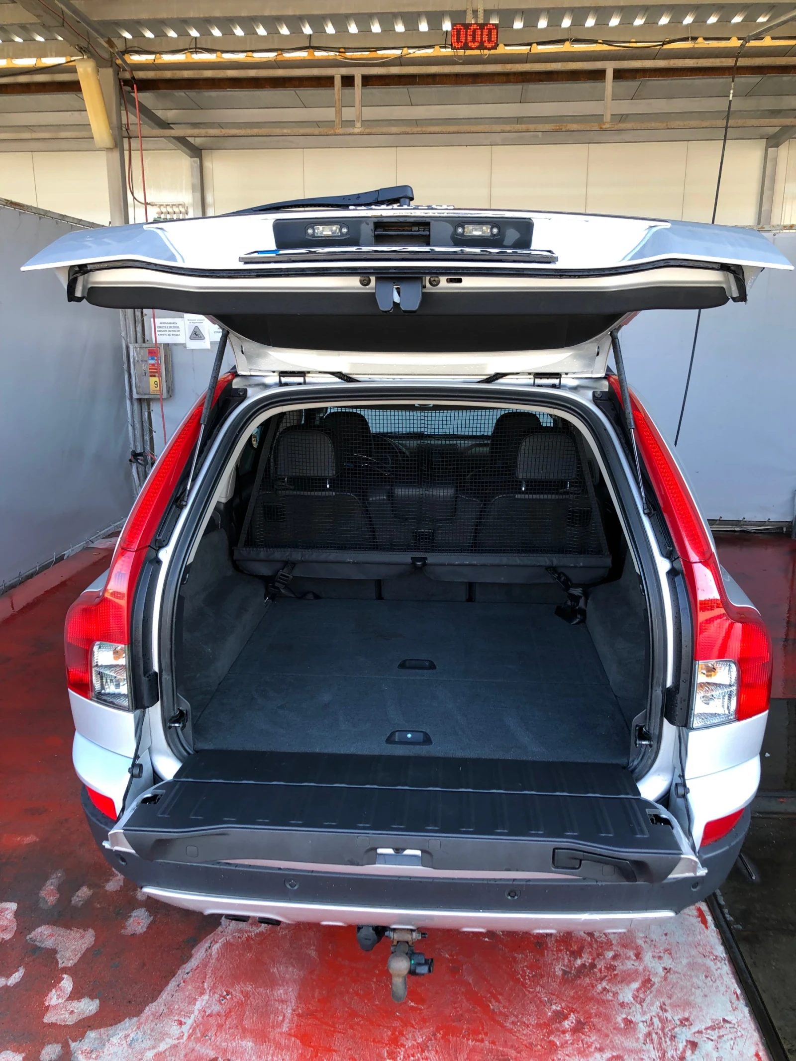 Volvo Xc90 2.4/D5/185кс/4х4 - изображение 10