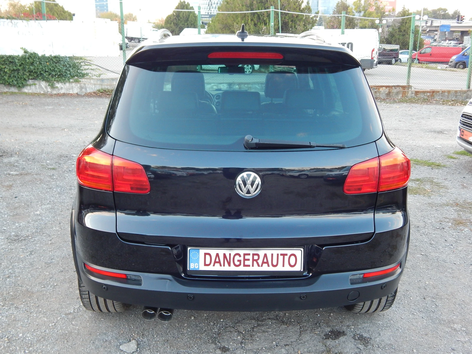 VW Tiguan 2.0TDI* R-LINE*  - изображение 5