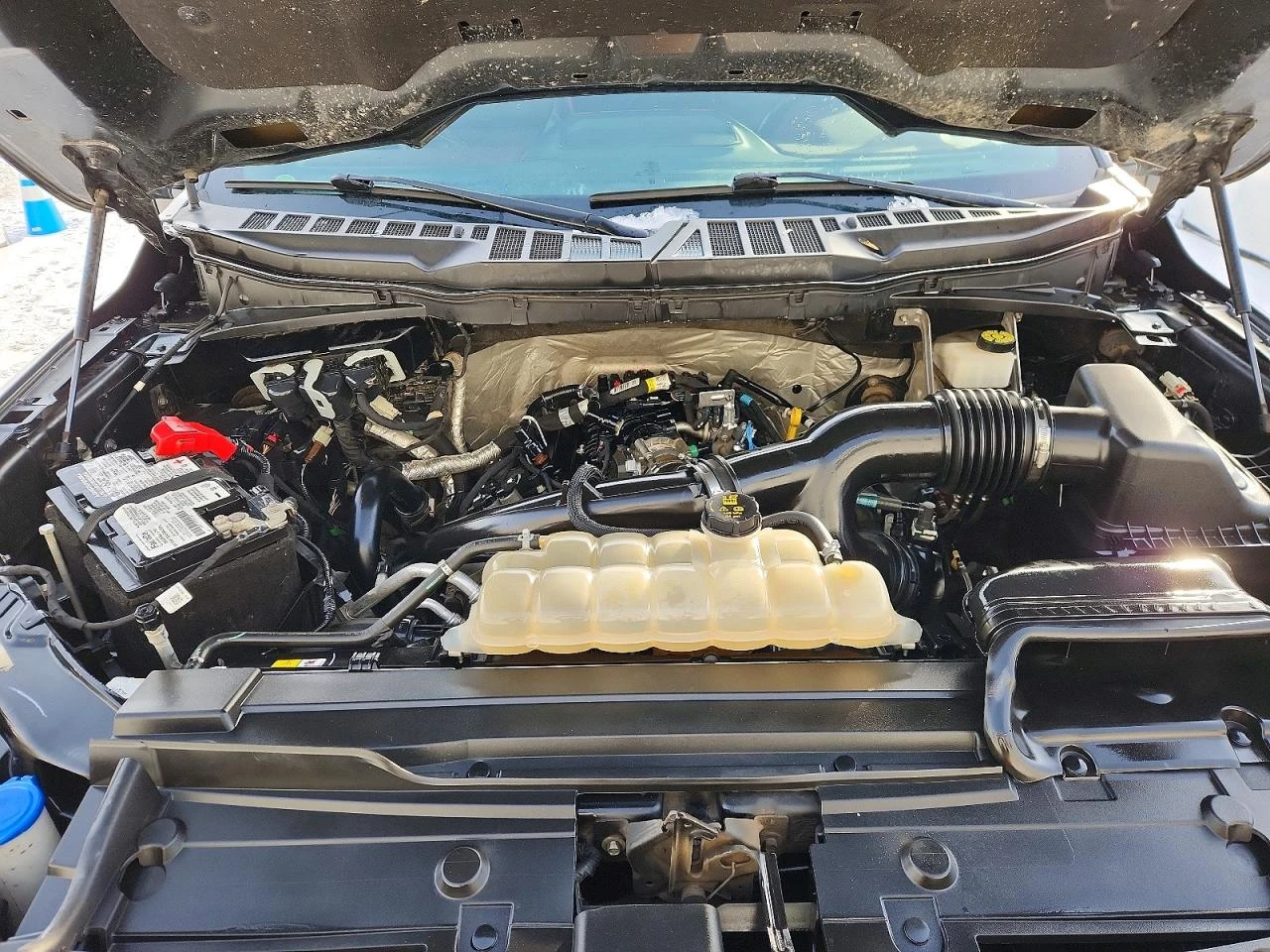 Ford F150 2.7l Supercrew, снимка 11 - Автомобили и джипове - 53831571