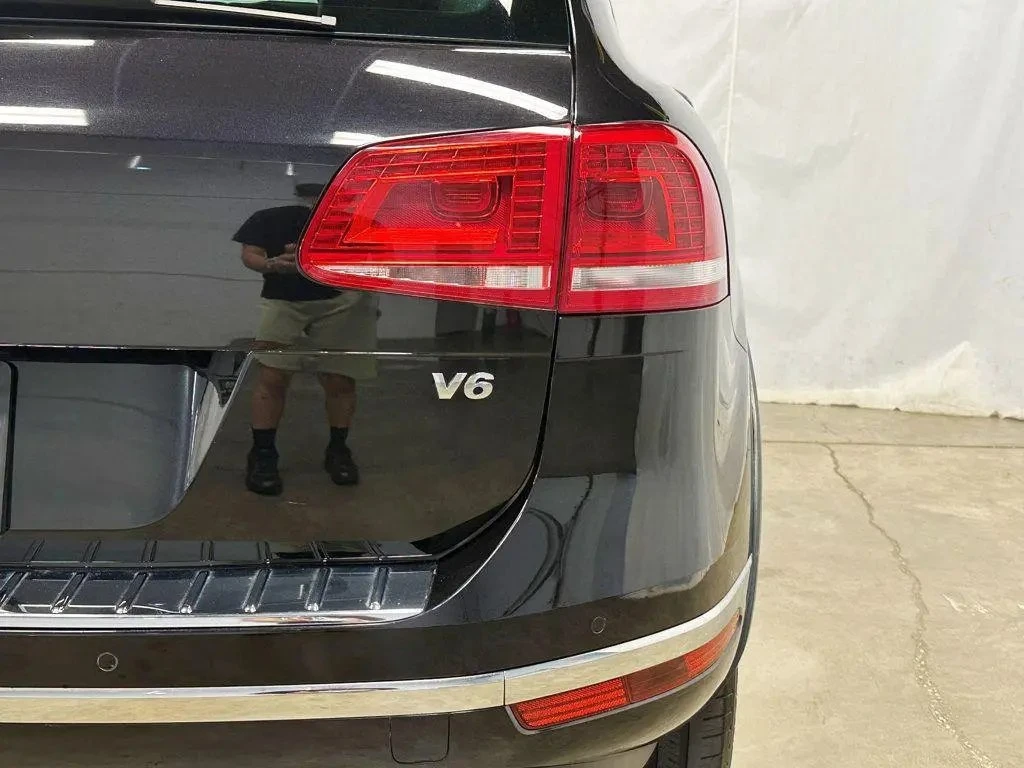 VW Touareg Wolfsburg Edition, снимка 8 - Автомобили и джипове - 55617521