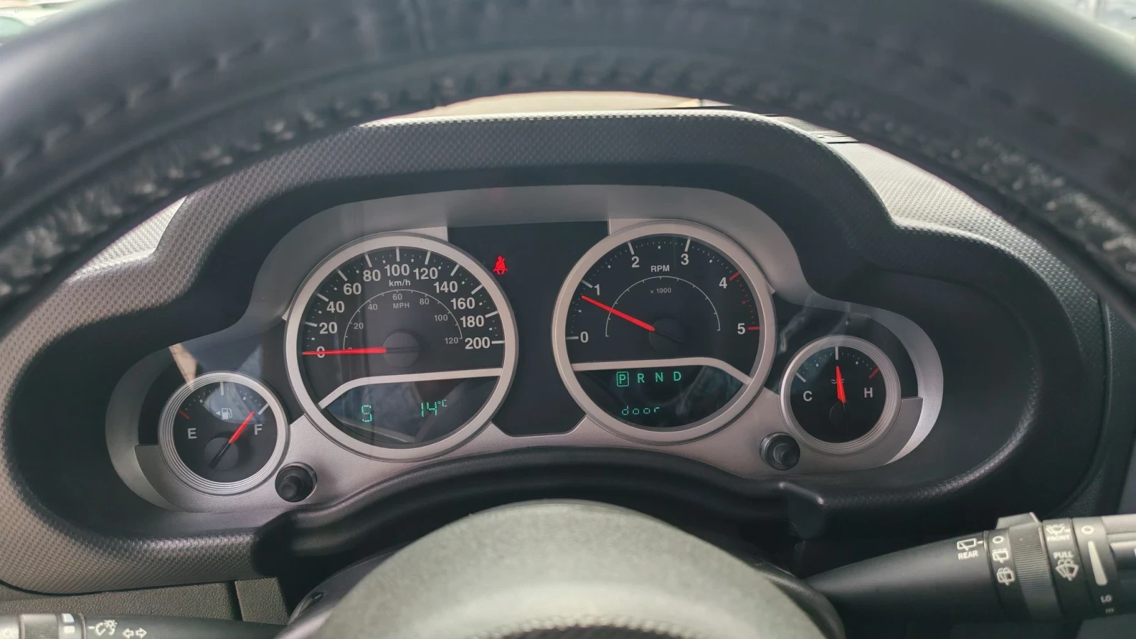 Jeep Wrangler Sahara , снимка 2 - Автомобили и джипове - 55649111