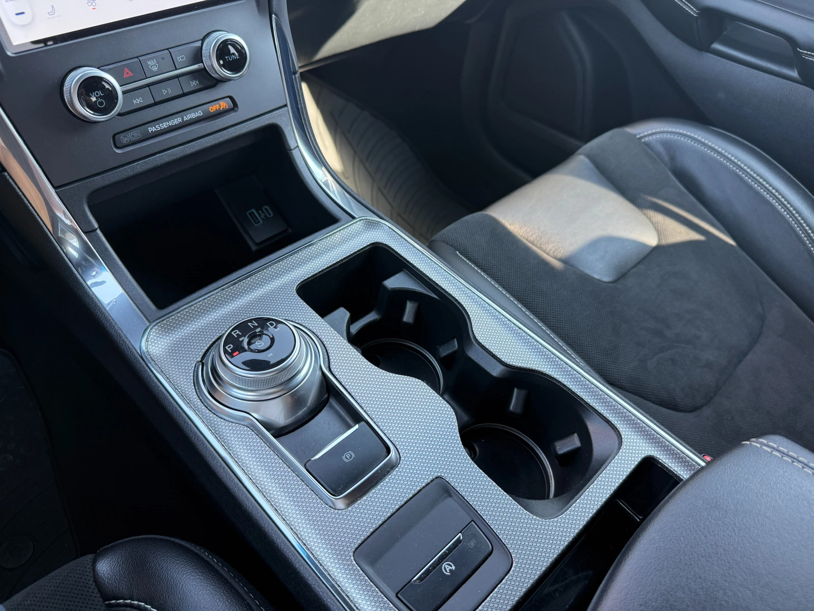 Ford Edge ST Performace, снимка 15 - Автомобили и джипове - 55653357
