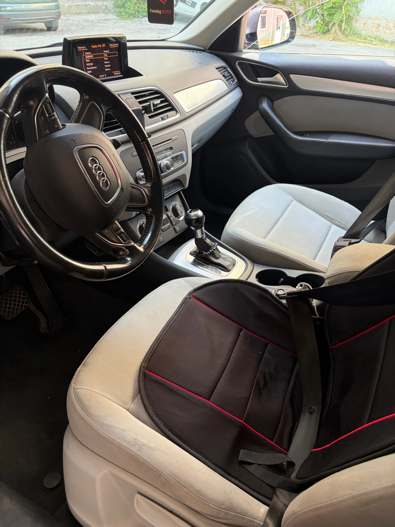 Audi Q3, снимка 7 - Автомобили и джипове - 55911385