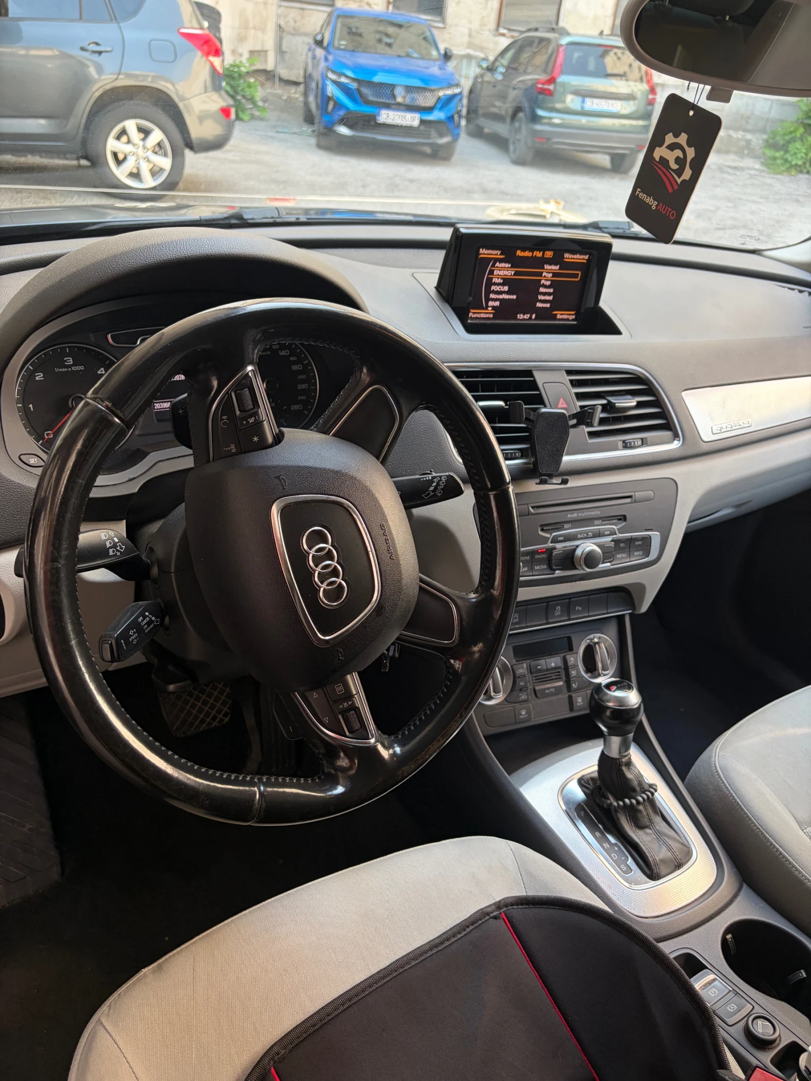 Audi Q3, снимка 9 - Автомобили и джипове - 55911385