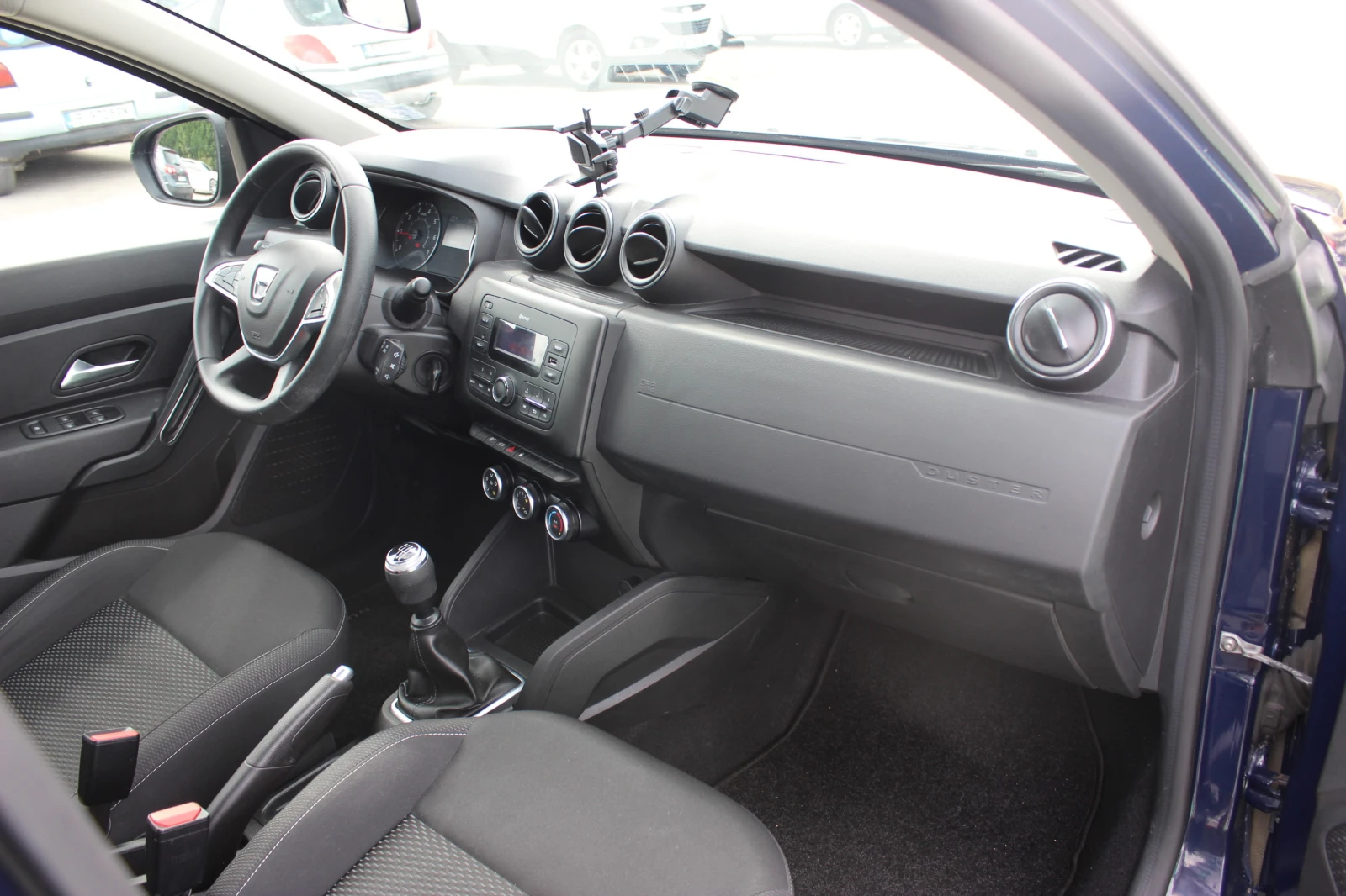 Dacia Duster 1.5 dCi  EURO 6 РЕГИСТРАЦИЯ    , снимка 10 - Автомобили и джипове - 56114501