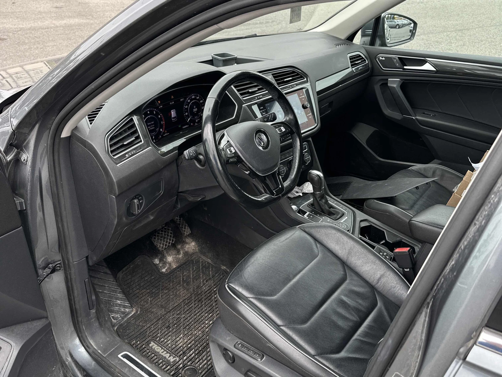 VW Tiguan Highline, снимка 5 - Автомобили и джипове - 56275117
